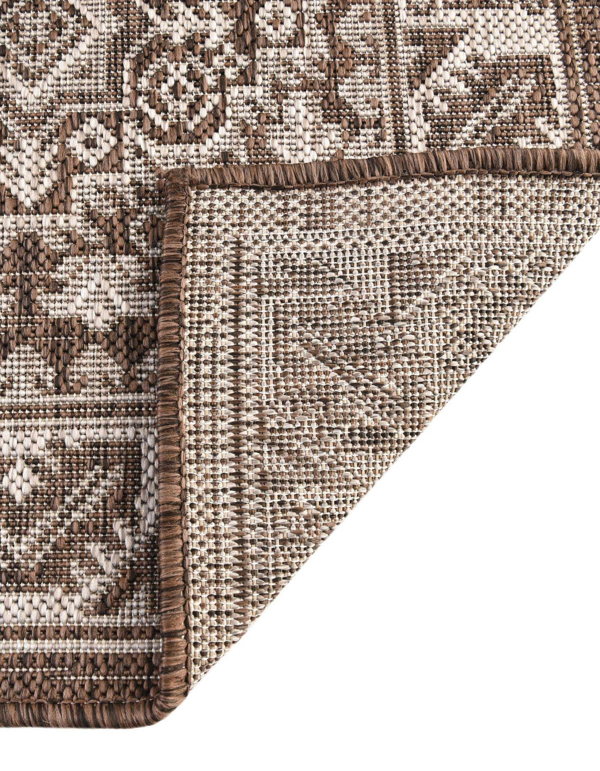 Achteck Outdoor Teppich Outdoor Aztec in Braun von Hadorn™ - Lifestyle Image