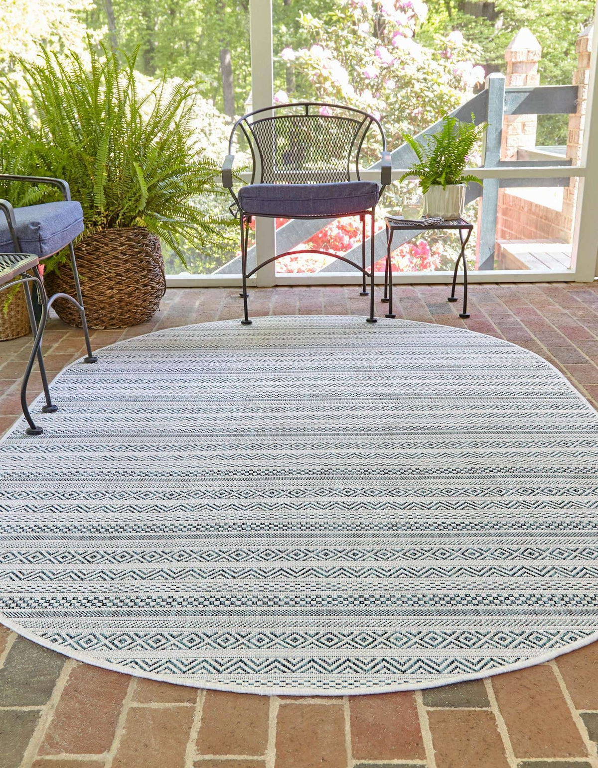 239x160 Outdoor Striped