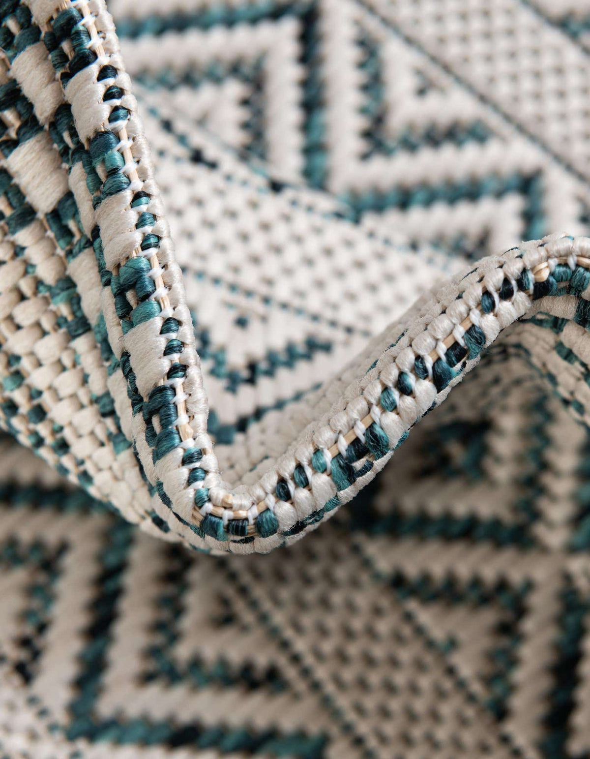 239x160 Outdoor Striped