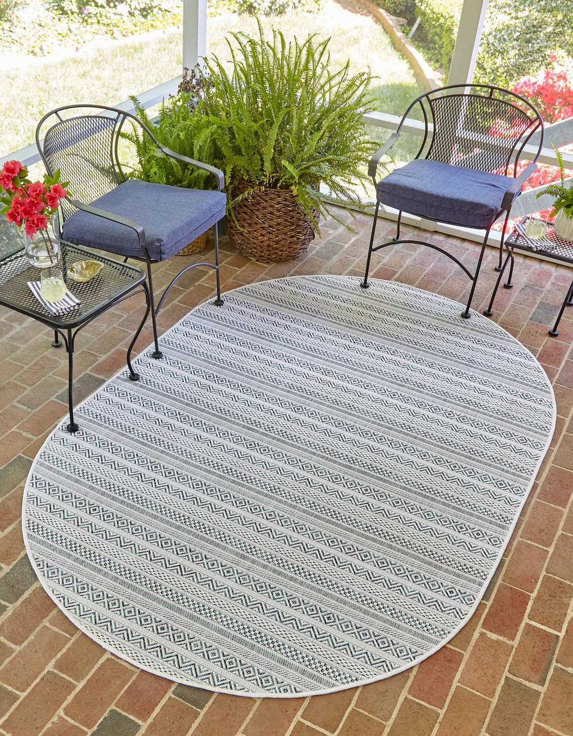 239x160 Outdoor Striped