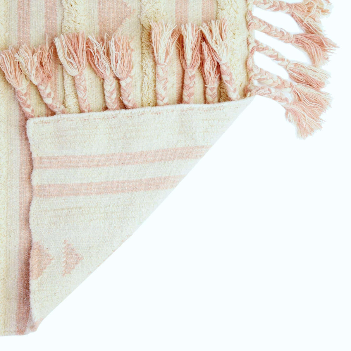 Rechteck Handgeflochten Teppich Arizona in Babyrosa von Hadorn™ - Lifestyle Image