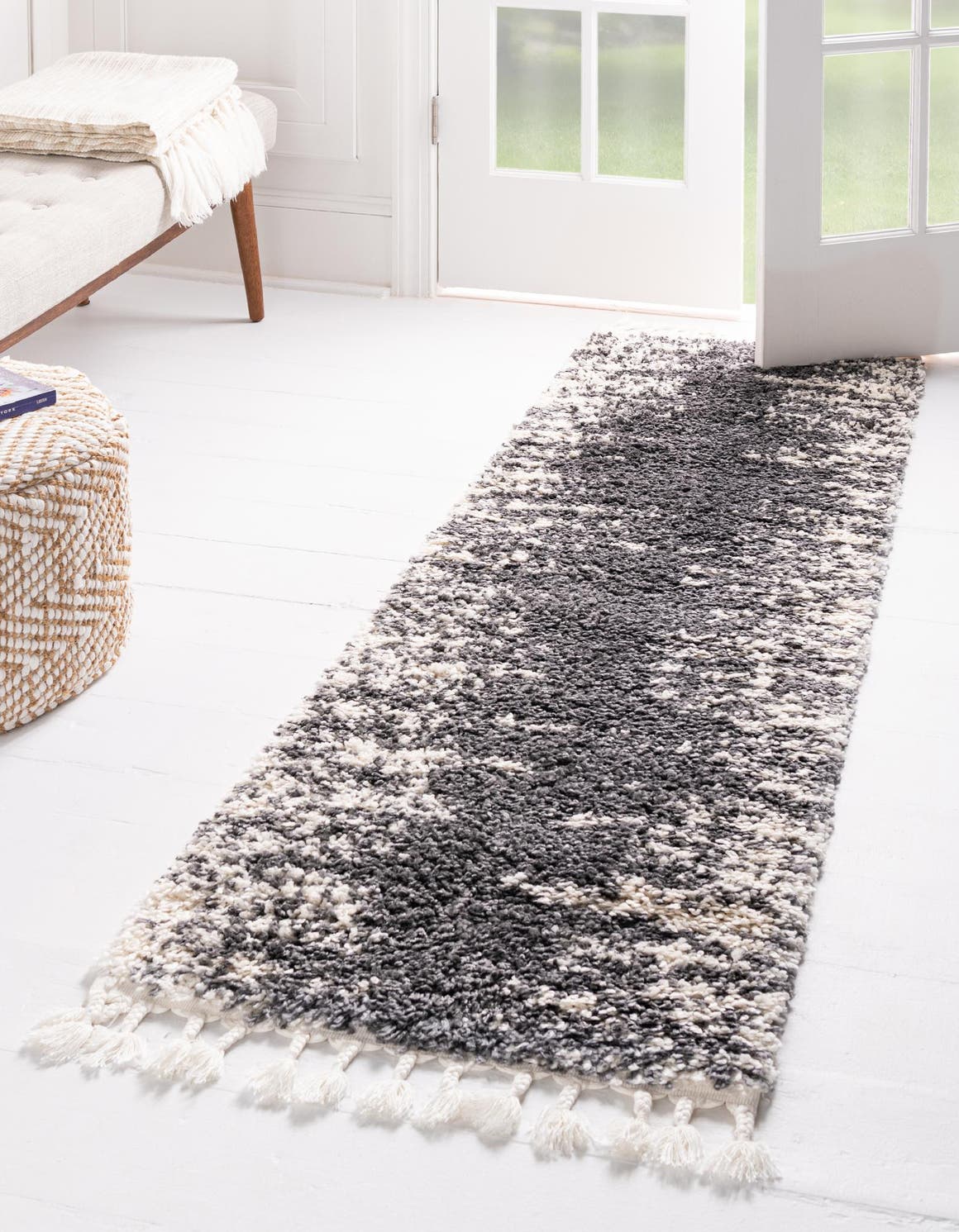 Läufer Hochflorteppich Serenity Shag in Grau von Hadorn™ - Lifestyle Image