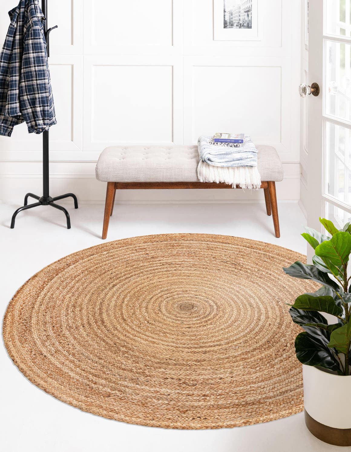 Rund Teppich Braided Jute Luxe in Natürlich von Hadorn™ - Lifestyle Image