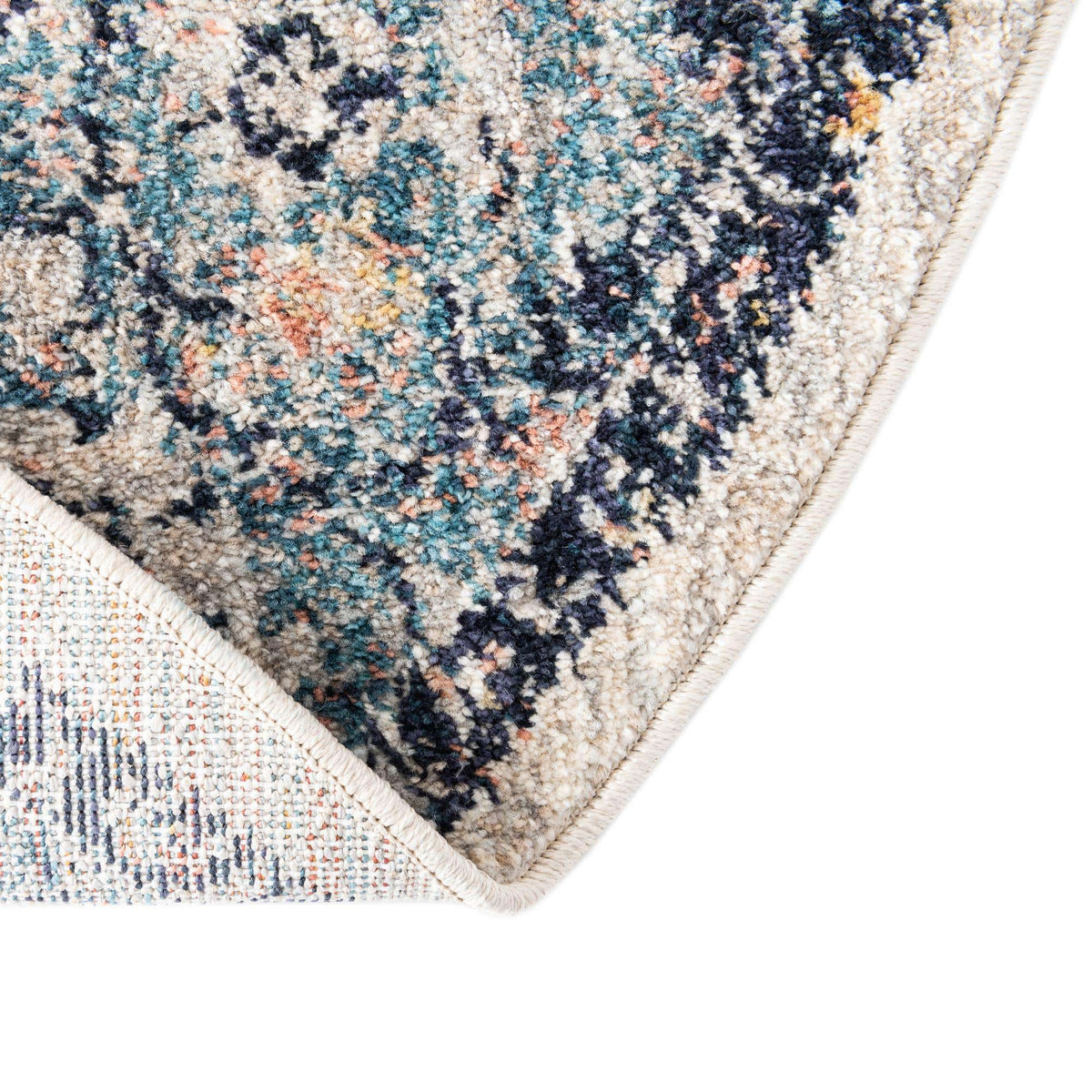 Oval Teppich Lola in Blau von Hadorn™ - Lifestyle Image