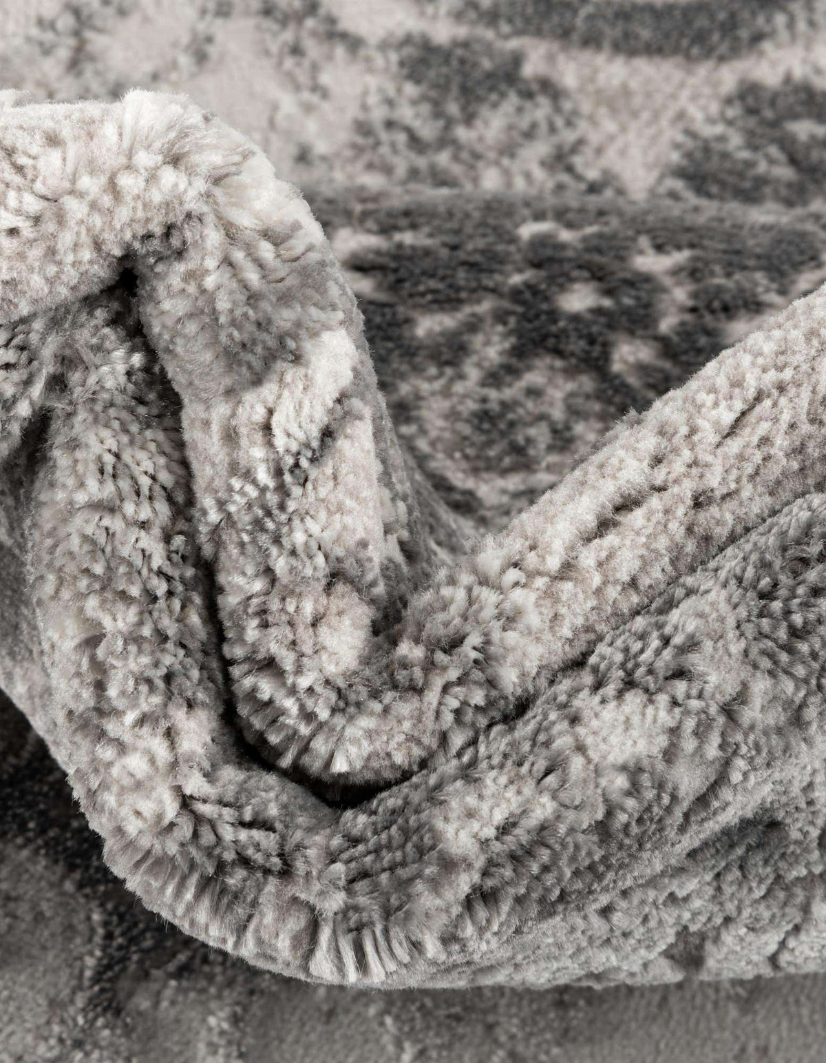 Rechteck Teppich Finsbury in Grau von Hadorn™ - Lifestyle Image
