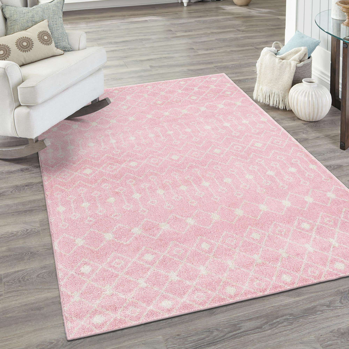Rechteck Teppich Moroccan Trellis in Rosa von Hadorn™ - Lifestyle Image