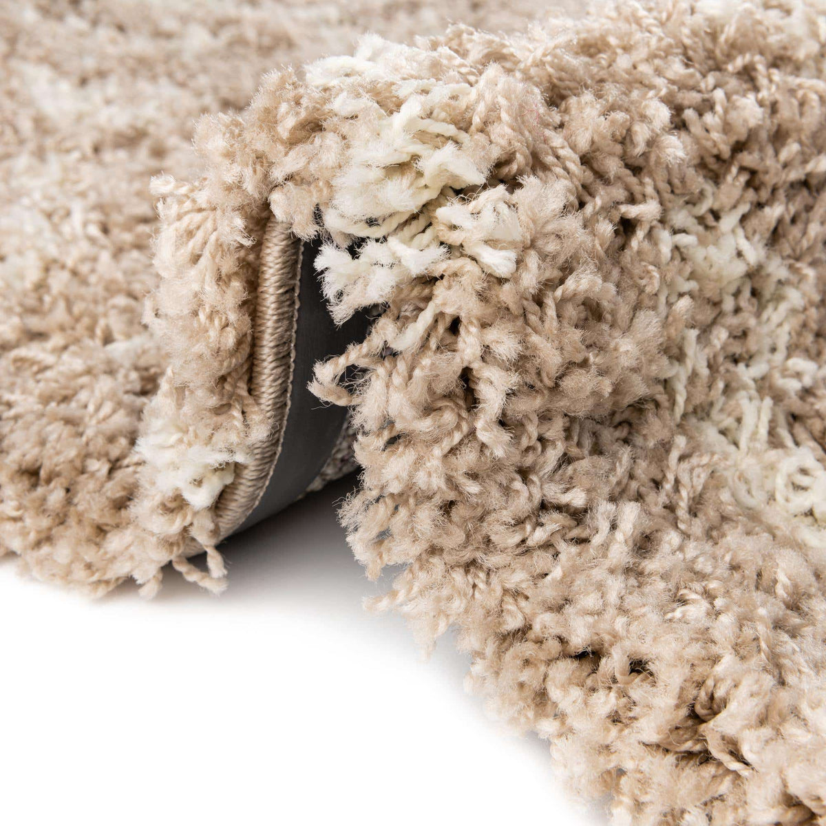 Rund Hochflorteppich Moroccan Trellis Shag in Hellbraun von Hadorn™ - Lifestyle Image