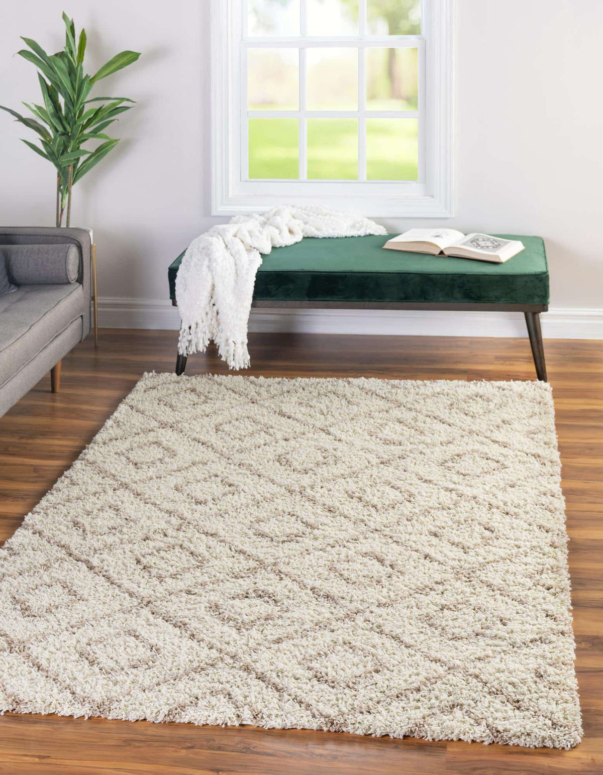 Rechteck Hochflorteppich Trellis Shag in Beige von Hadorn™ - Lifestyle Image