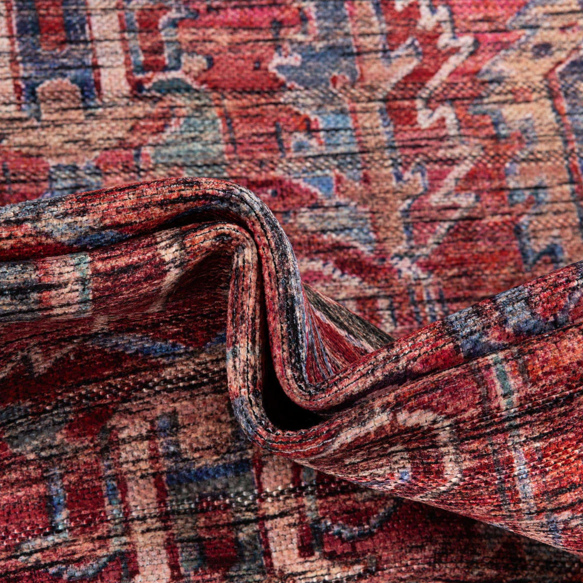Rechteck Teppich Maahru in Rot von Hadorn™ - Lifestyle Image