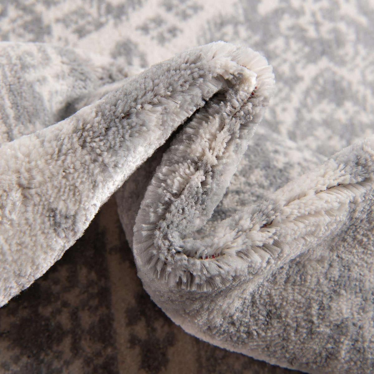 Läufer Teppich Aqua in Grau von Hadorn™ - Lifestyle Image