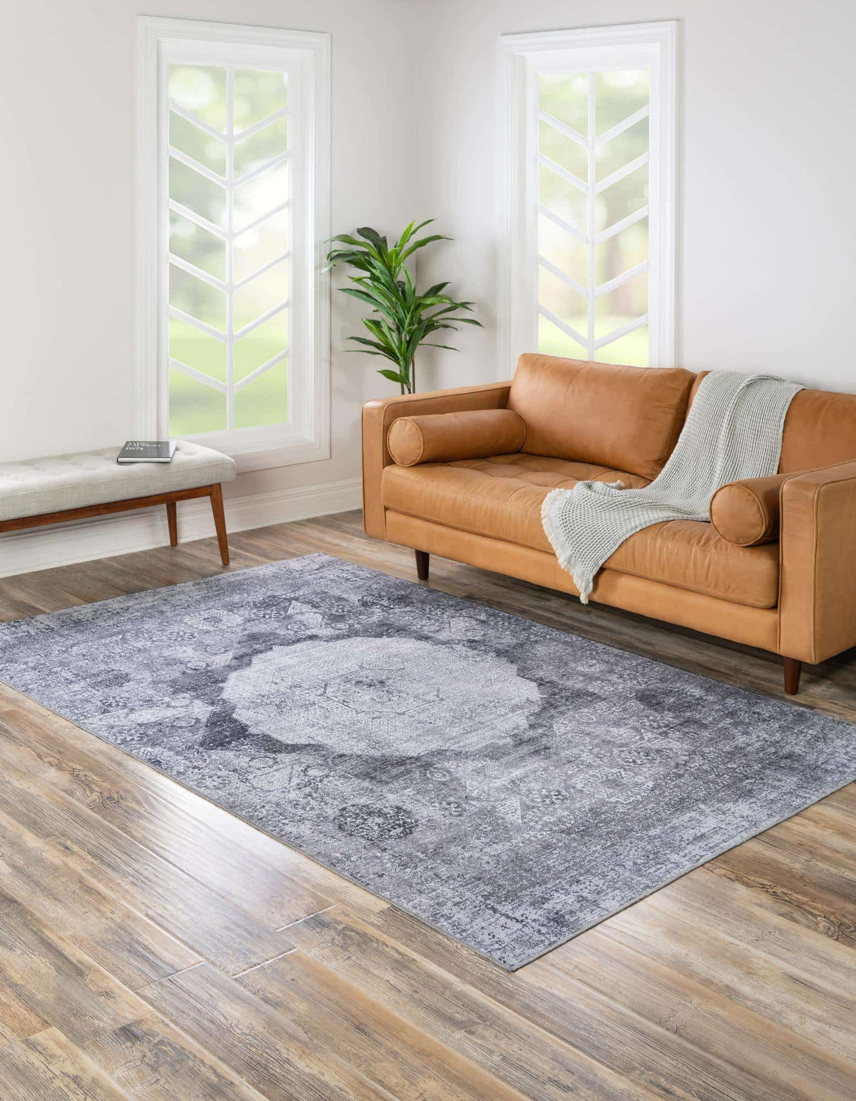 Rechteck Teppich Yara in Grau von Hadorn™ - Lifestyle Image