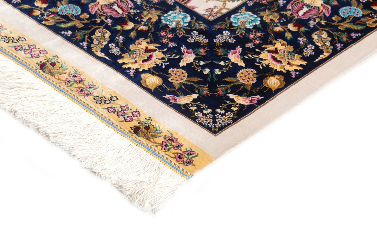 Rechteck Teppich Ghom Design in Beige von Hadorn™ - Lifestyle Image