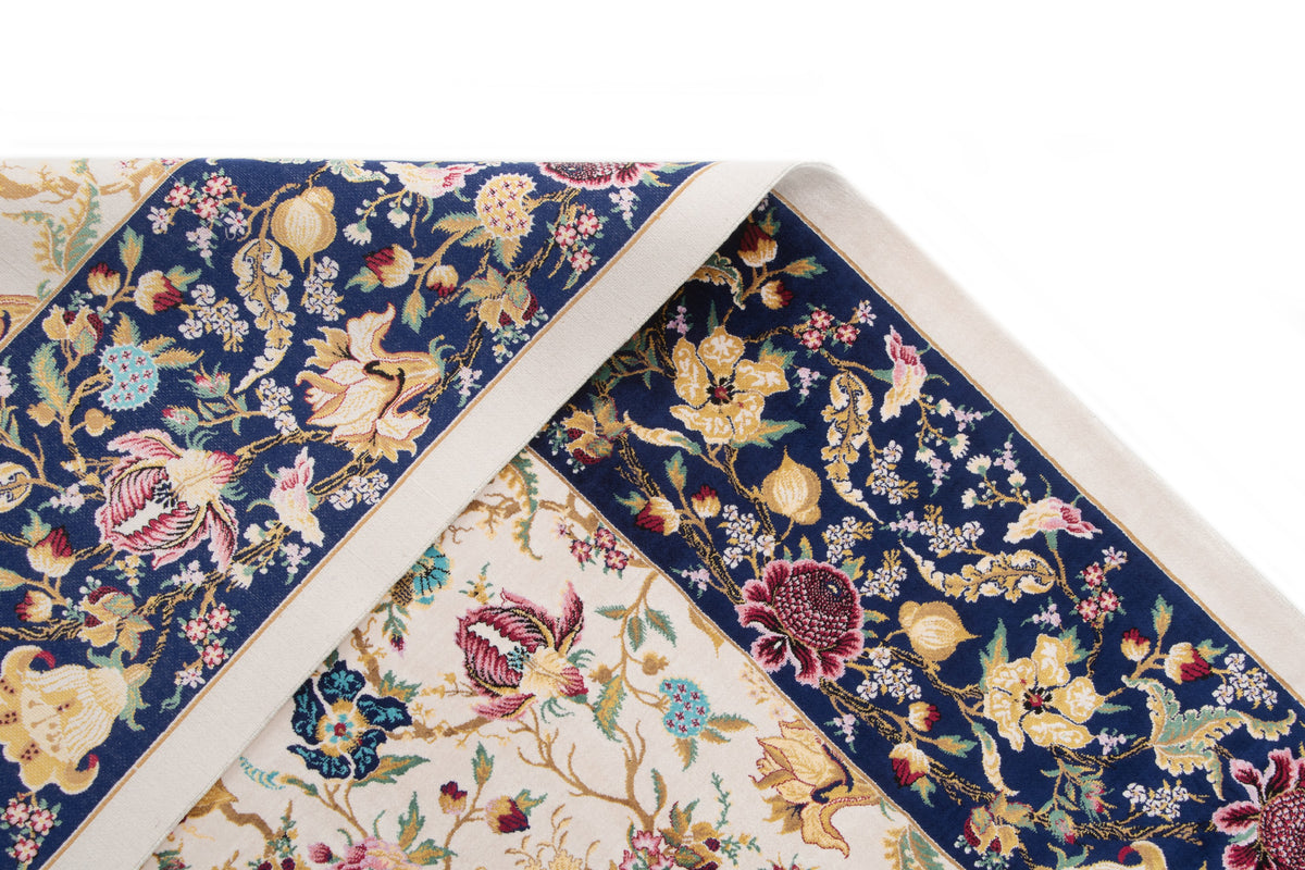 Rechteck Teppich Ghom Design in Beige von Hadorn™ - Lifestyle Image